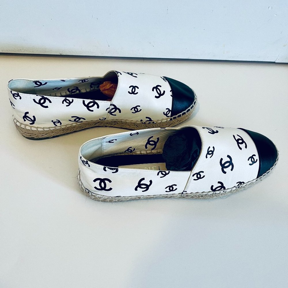 Chanel Leather Espadrille Flats Black & White Size 41